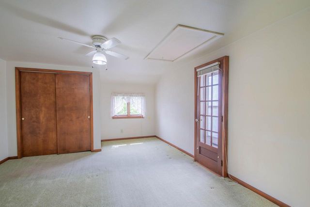 800 W Main STREET, Watertown, WI 53094