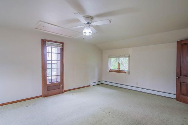 800 W Main STREET, Watertown, WI 53094