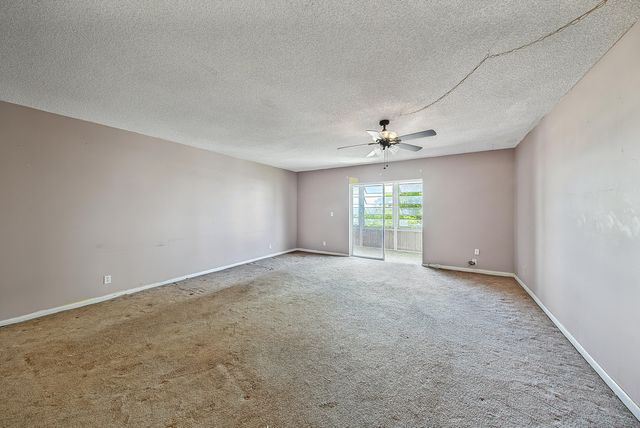 4770 NW 21st Street 412, Lauderhill, FL 33313