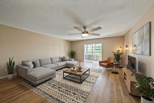 4770 NW 21st Street 412, Lauderhill, FL 33313