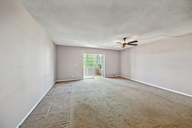4770 NW 21st Street 412, Lauderhill, FL 33313
