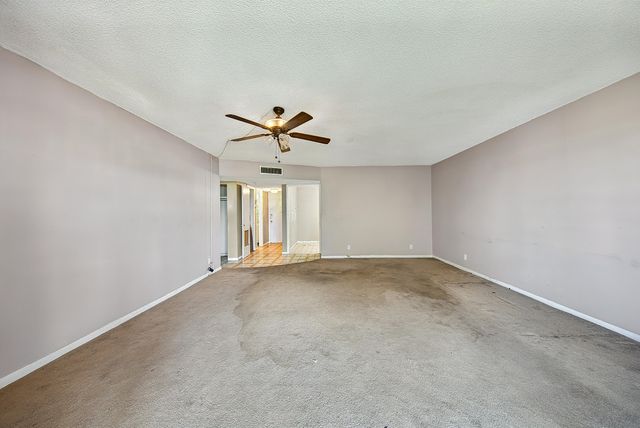 4770 NW 21st Street 412, Lauderhill, FL 33313
