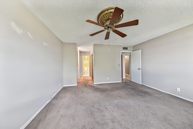 4770 NW 21st Street 412, Lauderhill, FL 33313