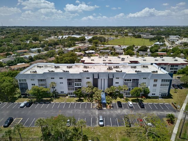 4770 NW 21st Street 412, Lauderhill, FL 33313