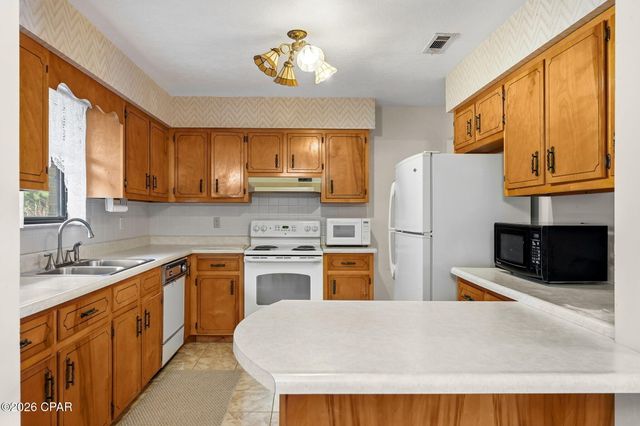 3922 Vistula Drive, Chipley, FL 32428