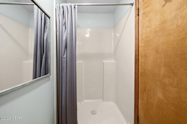 3922 Vistula Drive, Chipley, FL 32428