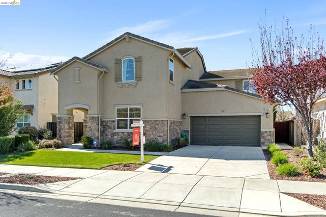 2469 Talaria Dr, Oakley, CA 94561