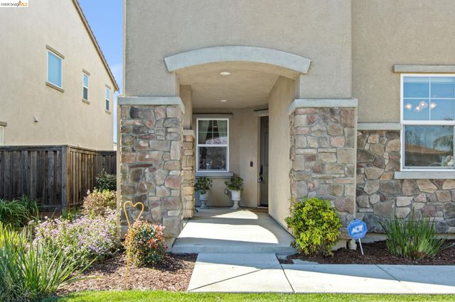 2469 Talaria Dr, Oakley, CA 94561