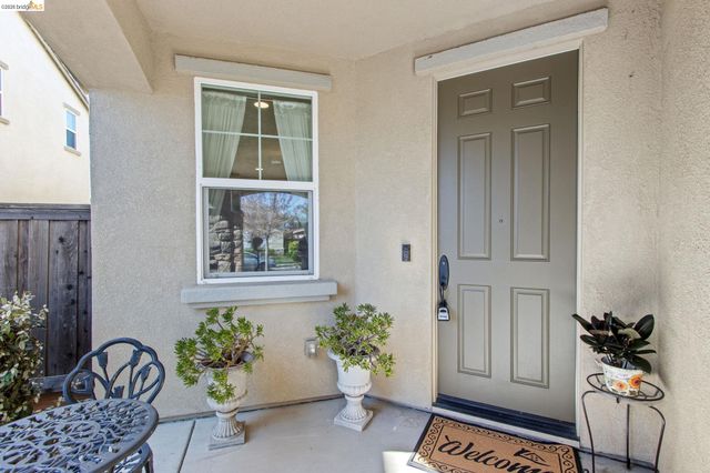 2469 Talaria Dr, Oakley, CA 94561