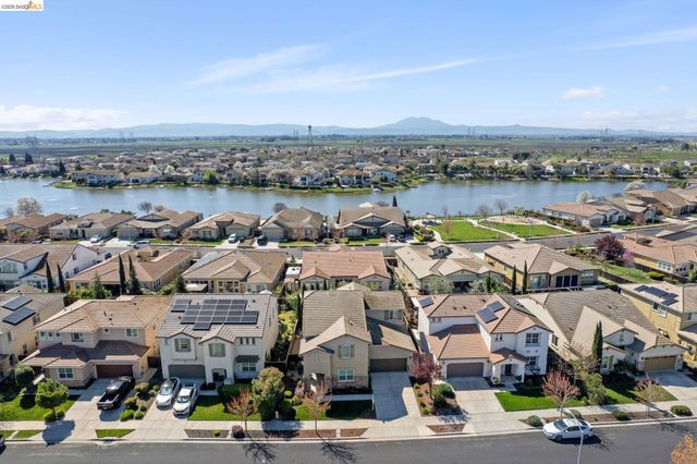 2469 Talaria Dr, Oakley, CA 94561