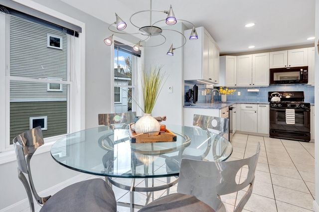 78 Summer St 6, Arlington, MA 02474
