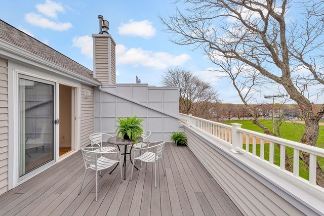 78 Summer St 6, Arlington, MA 02474