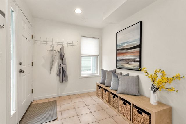 78 Summer St 6, Arlington, MA 02474