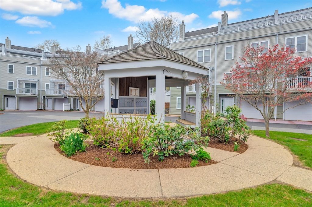 78 Summer St 6, Arlington, MA 02474