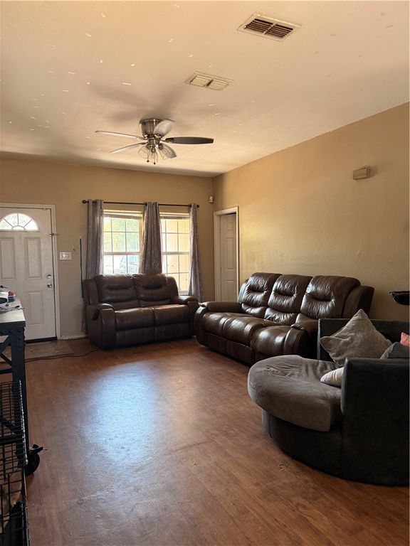 9034 McNorton Road, Corpus Christi, TX 78409 — photo 3