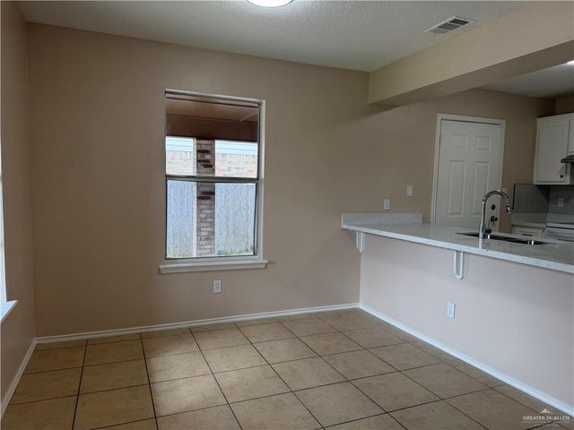 9205 N 31st Street, Mcallen, TX 78504