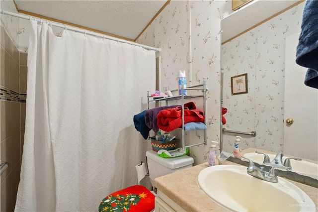 1800 Cortez Drive, Alamo, TX 78516