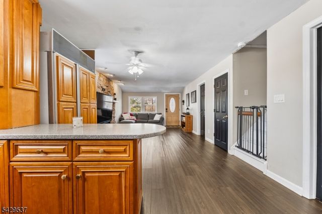 53 Pequannock Ave, Pequannock Twp., NJ 07440