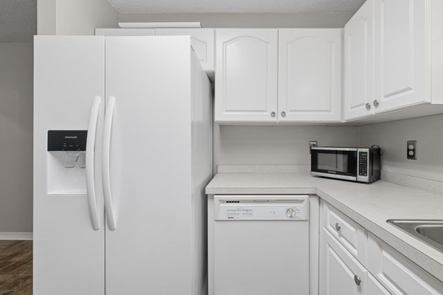 643 Alysheba Drive, Crestview, FL 32539