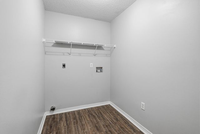 643 Alysheba Drive, Crestview, FL 32539