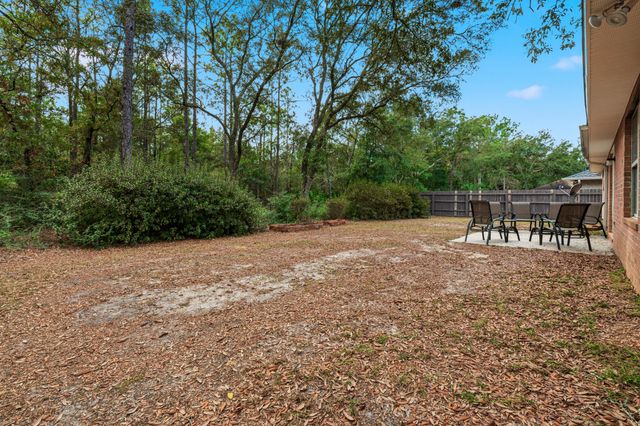643 Alysheba Drive, Crestview, FL 32539