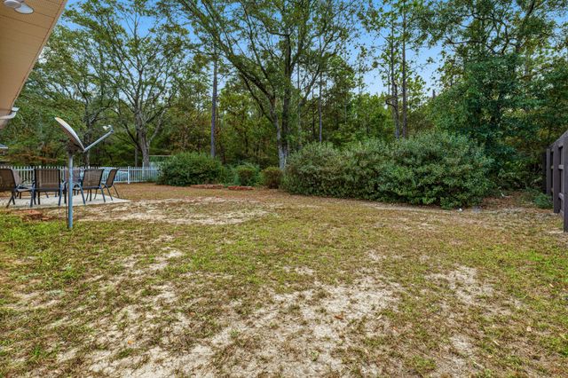 643 Alysheba Drive, Crestview, FL 32539