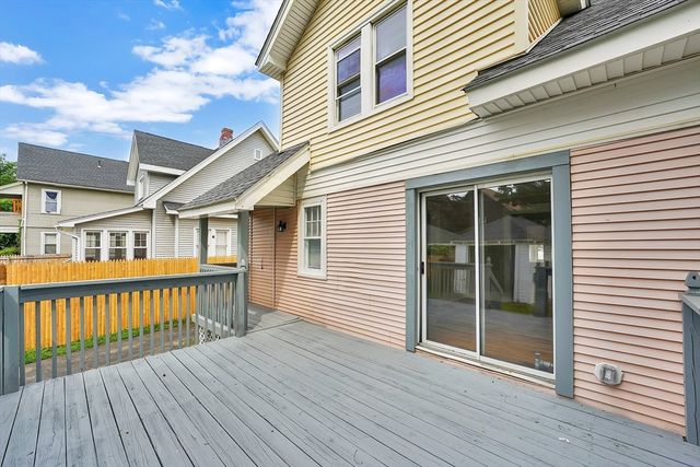 149 Fountain St, Springfield, MA 01108