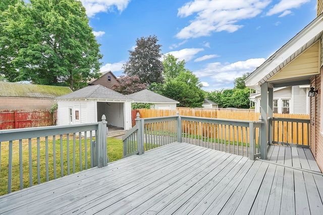 149 Fountain St, Springfield, MA 01108