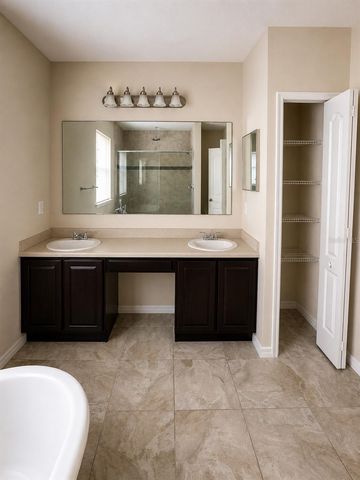5332 NW WISK FERN CIRCLE, Port St Lucie, FL 34986