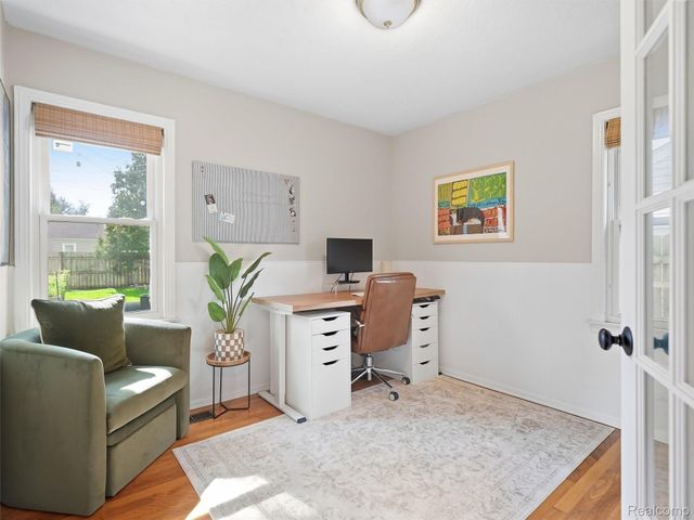 2120 Barrett Avenue, Royal Oak, MI 48067
