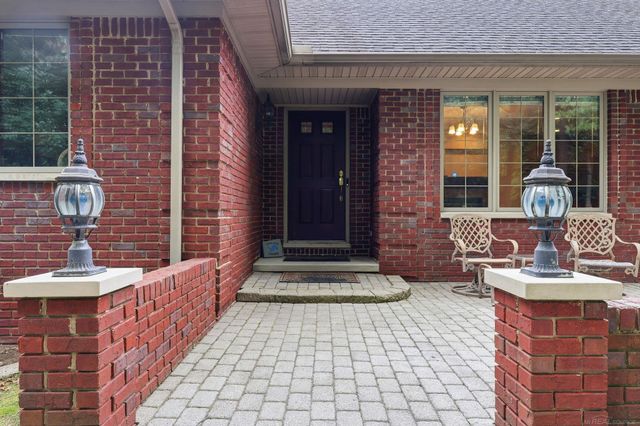 3867 Nutcracker Court, Addison Twp, MI 48370