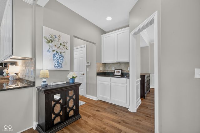 13272 Talon Crest Drive, Fishers, IN 46037