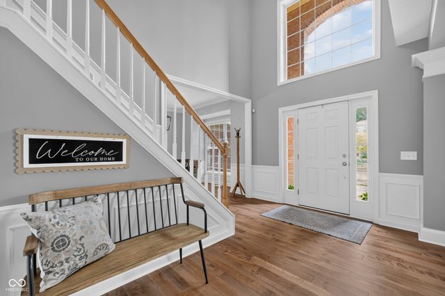 13272 Talon Crest Drive, Fishers, IN 46037