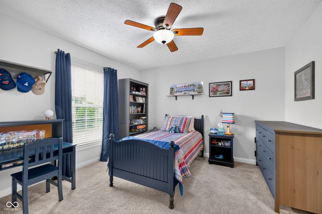 13272 Talon Crest Drive, Fishers, IN 46037