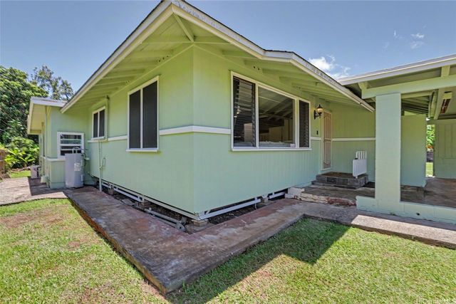 1725 Walea Street, Wahiawa, HI 96786