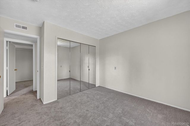 8735 Green Willow Street 1, Brighton, MI 48116
