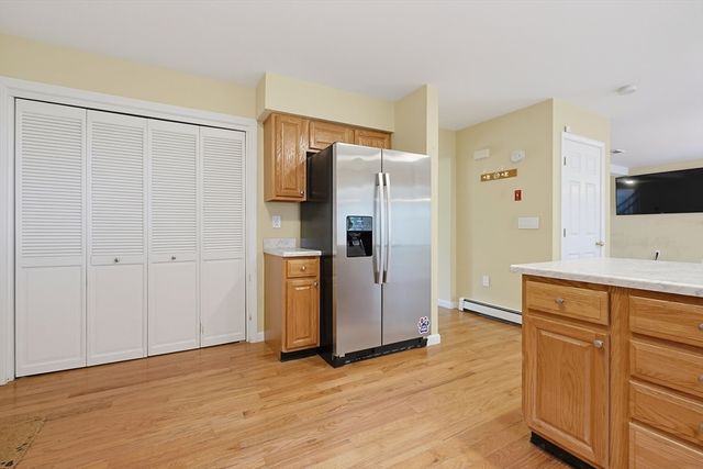 29 Brookside Avenue, Webster, MA 01570