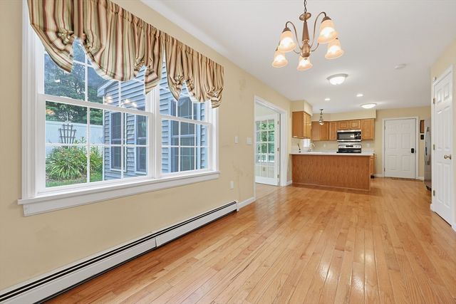 29 Brookside Avenue, Webster, MA 01570