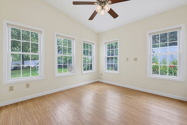 29 Brookside Avenue, Webster, MA 01570