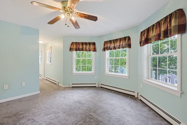29 Brookside Avenue, Webster, MA 01570