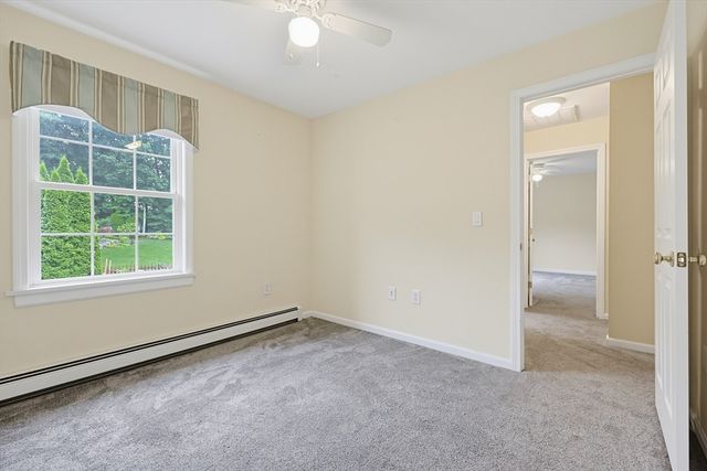 29 Brookside Avenue, Webster, MA 01570
