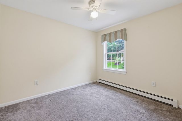 29 Brookside Avenue, Webster, MA 01570
