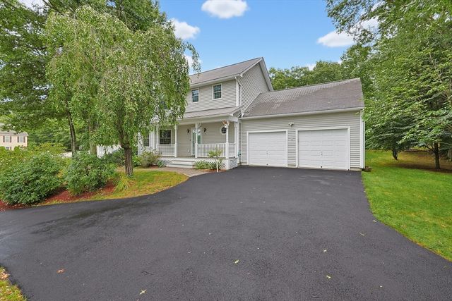 29 Brookside Avenue, Webster, MA 01570