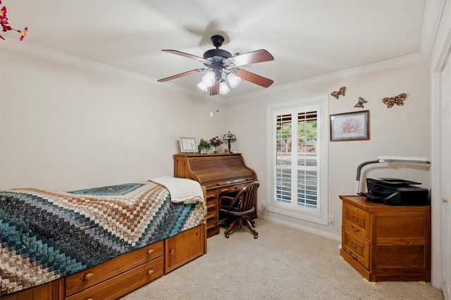 212 Bobby Sam Court, Collinsville, TX 76233