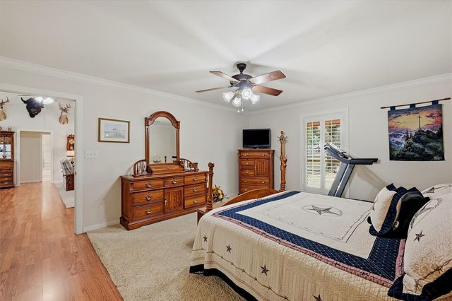 212 Bobby Sam Court, Collinsville, TX 76233