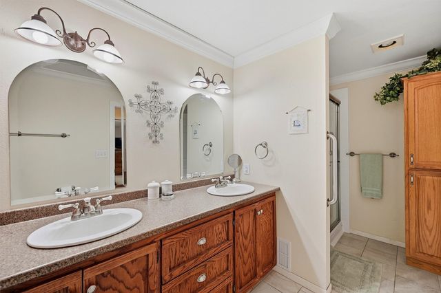 212 Bobby Sam Court, Collinsville, TX 76233