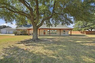 212 Bobby Sam Court, Collinsville, TX 76233