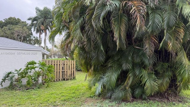 21374 Summertrace Cir, Boca Raton, FL 33428