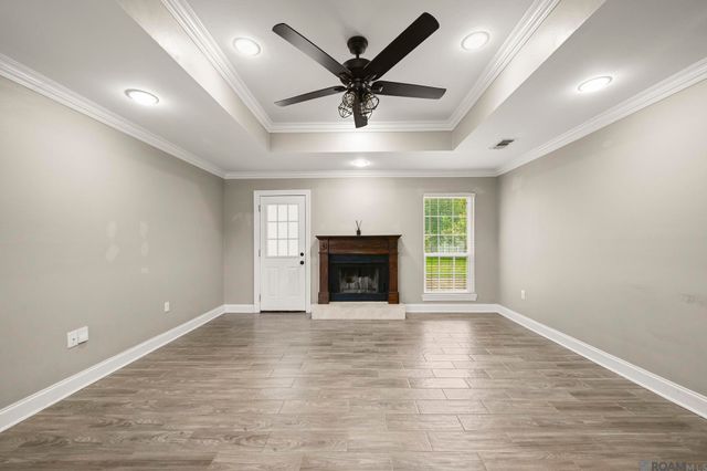 15013 Point Chenier Ave, Baton Rouge, LA 70817