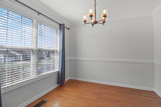 1213 Channelview Dr, Clarksville, TN 37040